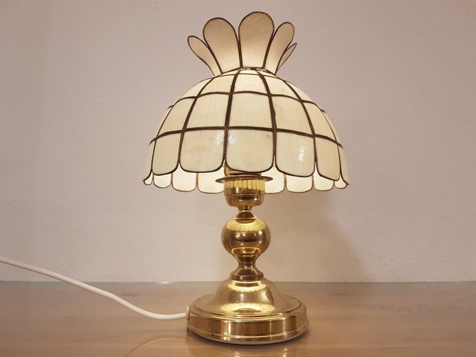 Lampe Tischlampe Stehlampe aus Muscheln Messing 70er Jahre H: 30 in Bayreuth