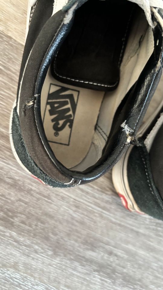 Vans old skool Größe 39 schwarz in Würzburg