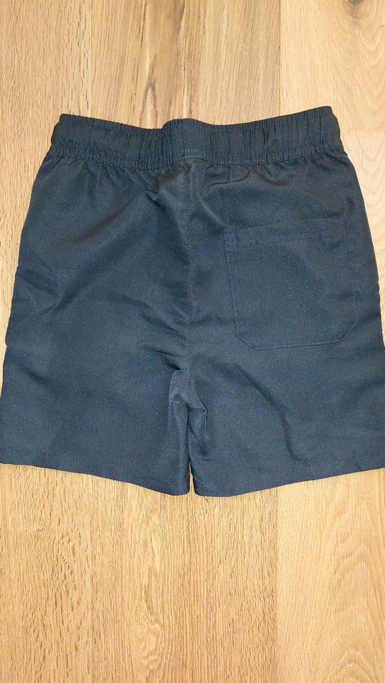 Yigga Jungen kurze Sporthose Shorts schwarz Gr. 134 in Pinneberg