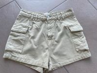 H&M Shorts beige Gr 38 Bayern - Bad Staffelstein Vorschau