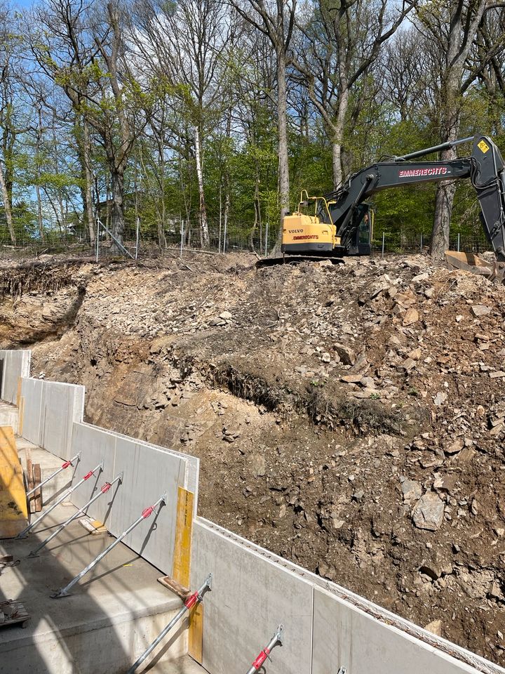 Bagger- und Ausschachtungsarbeiten, Kanalbau, Zaunbau in Dortmund