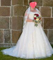 Hochzeitskleid Glitzer A-Linie mit Unterrock Niedersachsen - Wiesmoor Vorschau