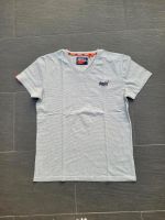 Superdry gestreiftes T-Shirt mit V-Ausschitt in Gr. L Nordrhein-Westfalen - Pulheim Vorschau