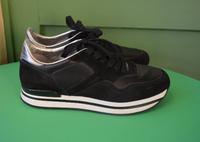 Hogan Sneaker Gr.40 Schwarz Silber Leder Wildleder Super Zustand! Nürnberg (Mittelfr) - Südstadt Vorschau