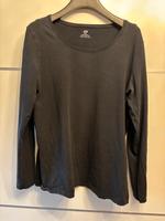 H&M langarm T-Shirt  schwarz Gr. XL /42 Niedersachsen - Kutenholz Vorschau