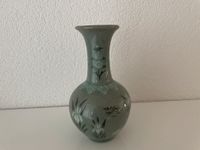 Vase Motiv Blumen und Schwäne Hessen - Kelsterbach Vorschau