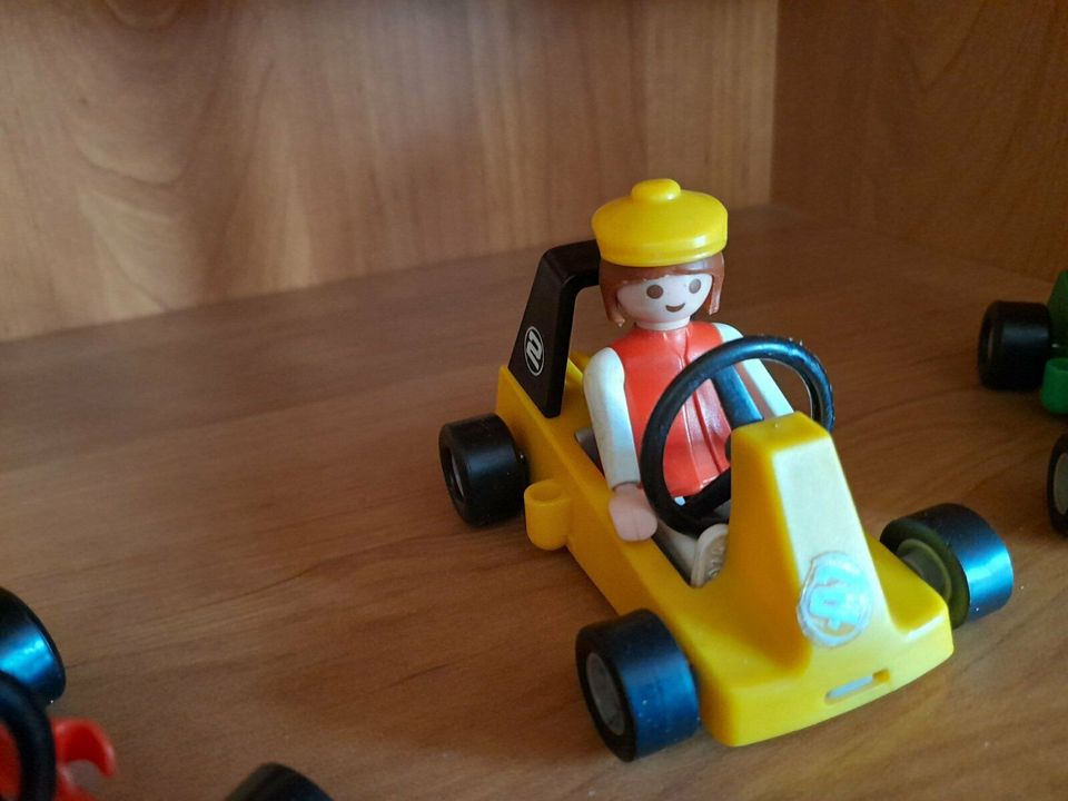 Playmobil Gokart Team in Schuby