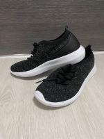 In Extenso Sneaker Gr. 41 schwarz Silber sehr weich Neu Baden-Württemberg - Schwendi Vorschau