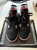 Air Jordan 4 Retro (GS) Black / Fire Red - Cement Grey, Größe 39 Niedersachsen - Seevetal Vorschau