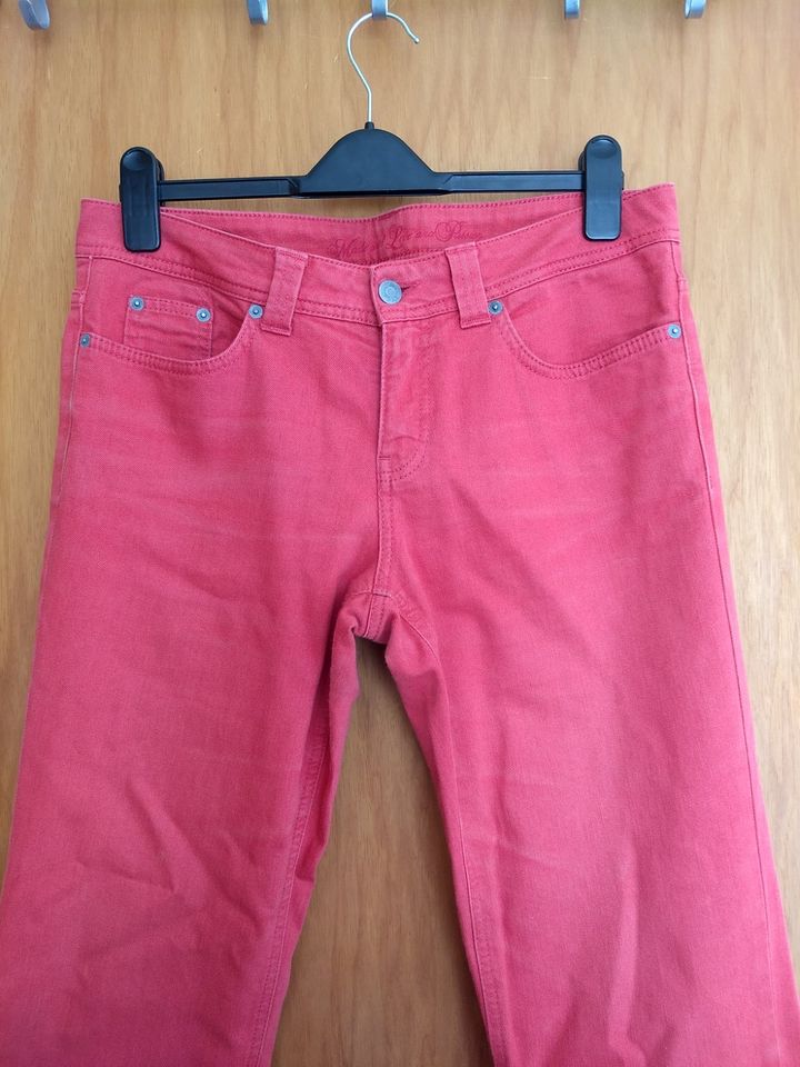 Rote Jeanshose, Strechhose von S.Oliver in Gr. 40/42 in Schwülper