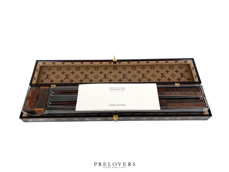 LOUIS VUITTON Rosewood Monogram Chopsticks with Case 266256