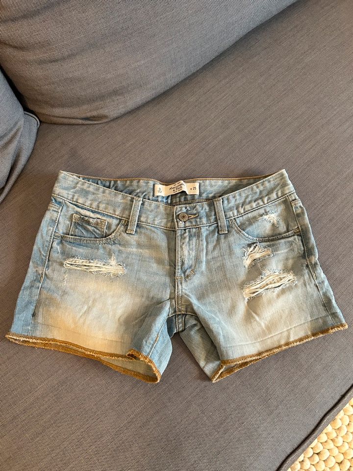 Shorts von Abercrombie & Fitch in München