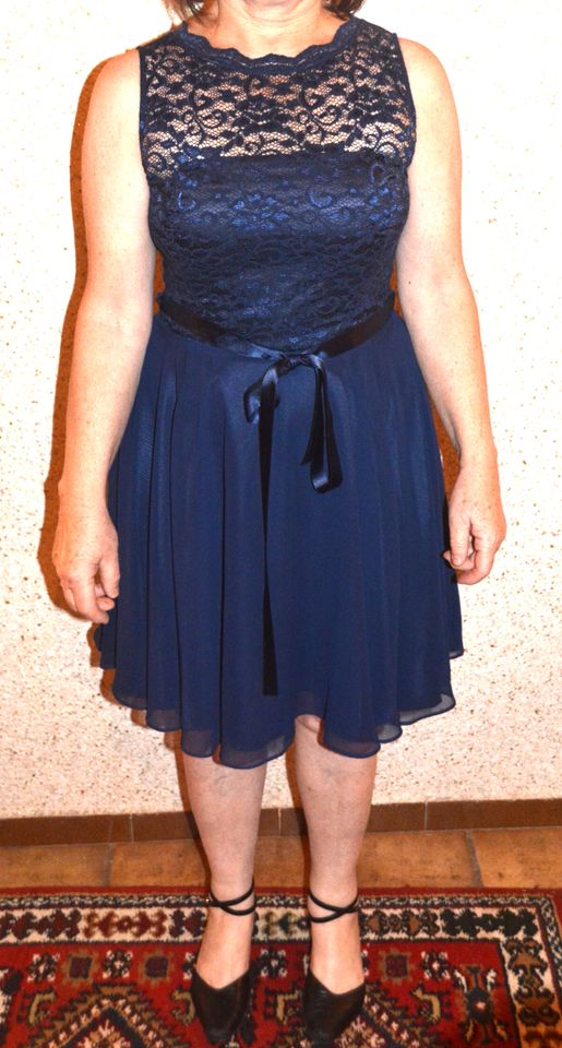 Abendkleid der Marke SWING, blau, Gr.40 (38) in Horb am Neckar