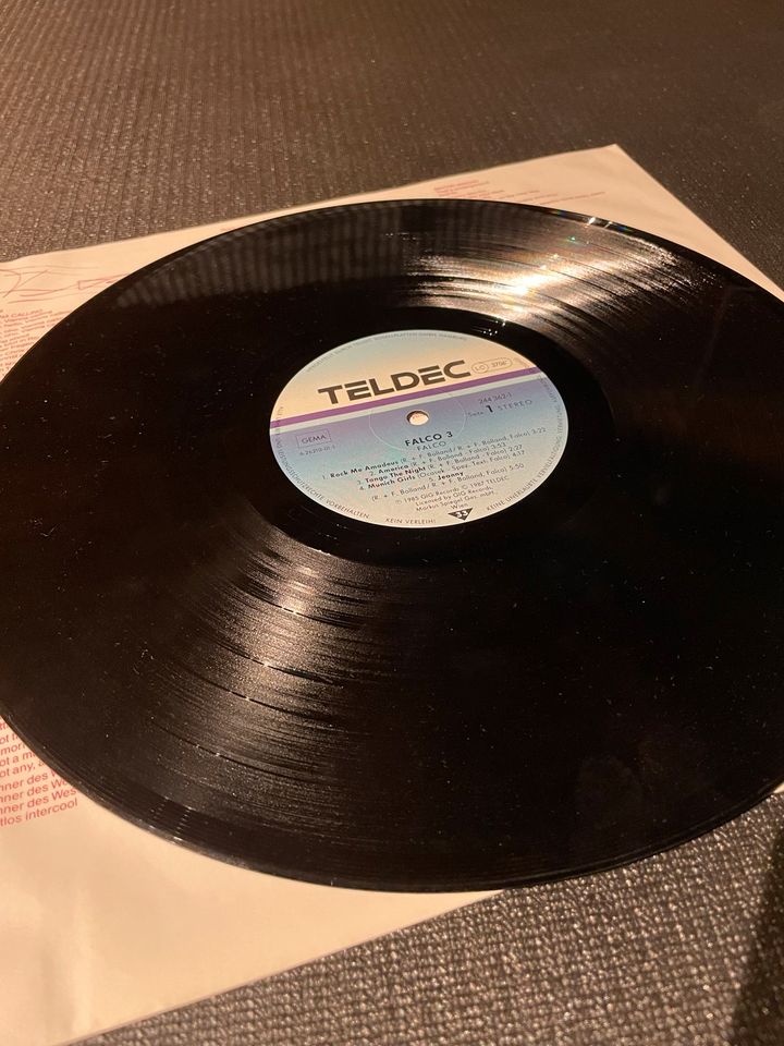 „Falco 3“ LP Schallplatte in Frankfurt am Main