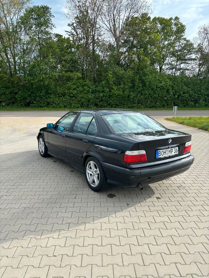 BMW E36 316i Limousine Schiebedach, Alarmanlage in Bocholt