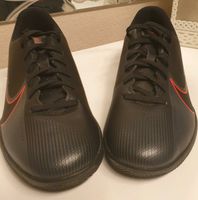 Nike Hallenfussballschuh gr.36,5 ungetragen Düsseldorf - Hassels Vorschau