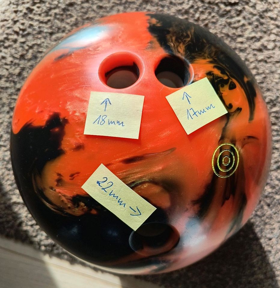 Verkaufe Bowling Ball mit Tasche 5 kg in Schwabmünchen