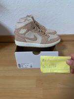 Nike Jordan 1 mid 40 neu beige Pastell Baden-Württemberg - Bruchsal Vorschau