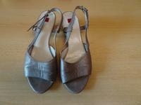 Sandalen Damen silbergrau, "Högl", Gr. 6 1/2, gebraucht Bayern - Fürstenzell Vorschau