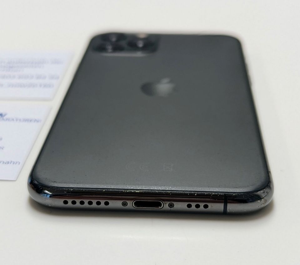 Apple iPhone 11 Pro 256GB -space grey- Refurbished vom Händler in Bad Zwischenahn