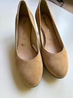 Pumps, Tamaris, Wildleder, Gr. 37 München - Bogenhausen Vorschau