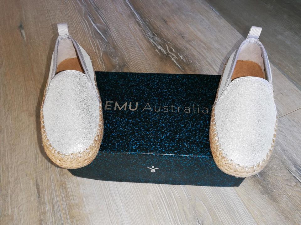 Espadrilles/Ballerinas, EMU Australia, Größe 27, silber, NEU in Kamen