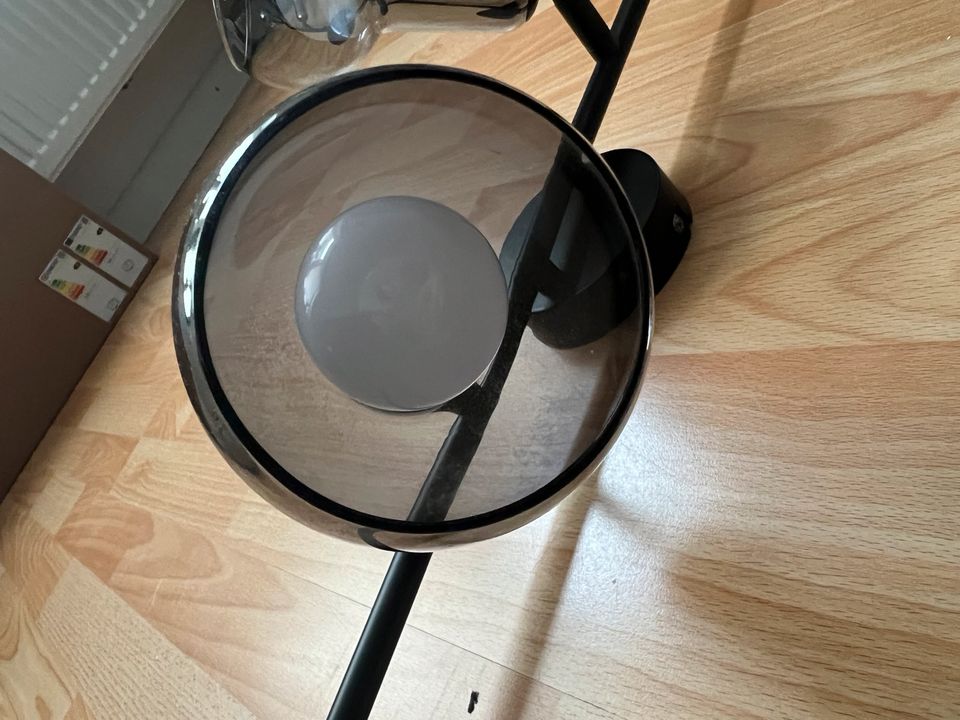 Deckenlampe Rauchglas schwarz optimal mit Leuchtmitteln in Schwalmstadt