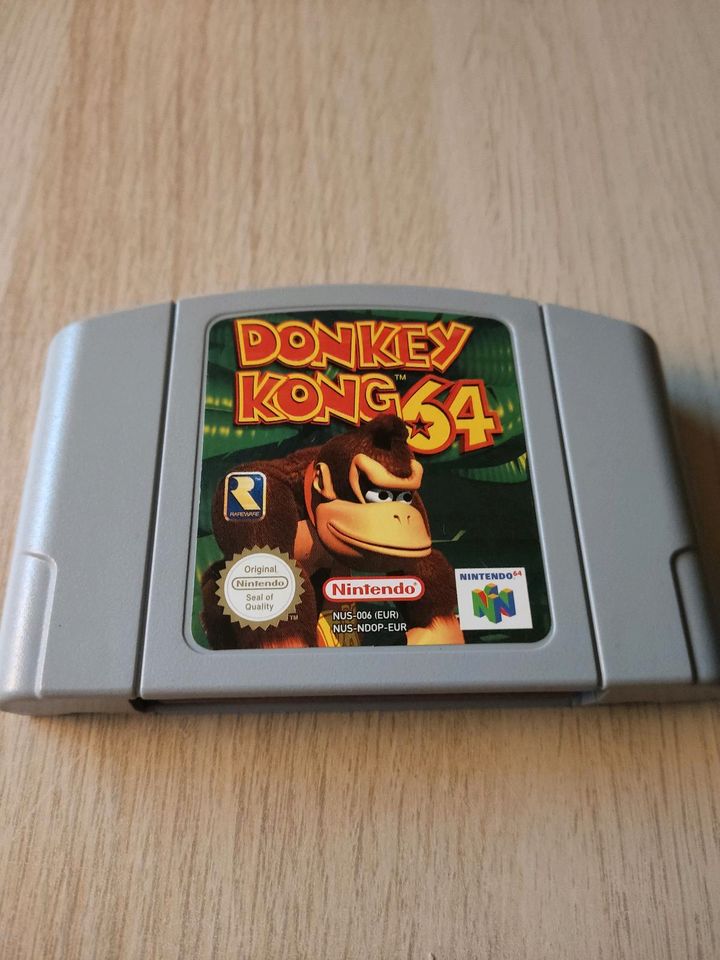 Donkey Kong 64 mit Anleitung Nintendo N64 in Kiel