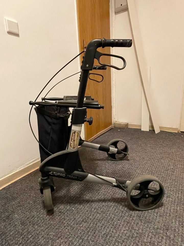 TOPRO Leichtgewichtrollator Troja, Rollator in Bad Kissingen