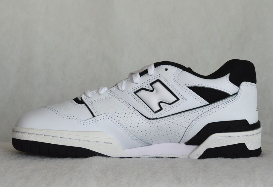 New Balance BB550HA1 Weiß-Schwarz Sneaker Schuhe 41,5 restocks in Böblingen