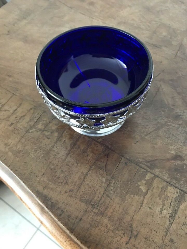 Konfektschale blau Glas ,Metall in Groß-Gerau