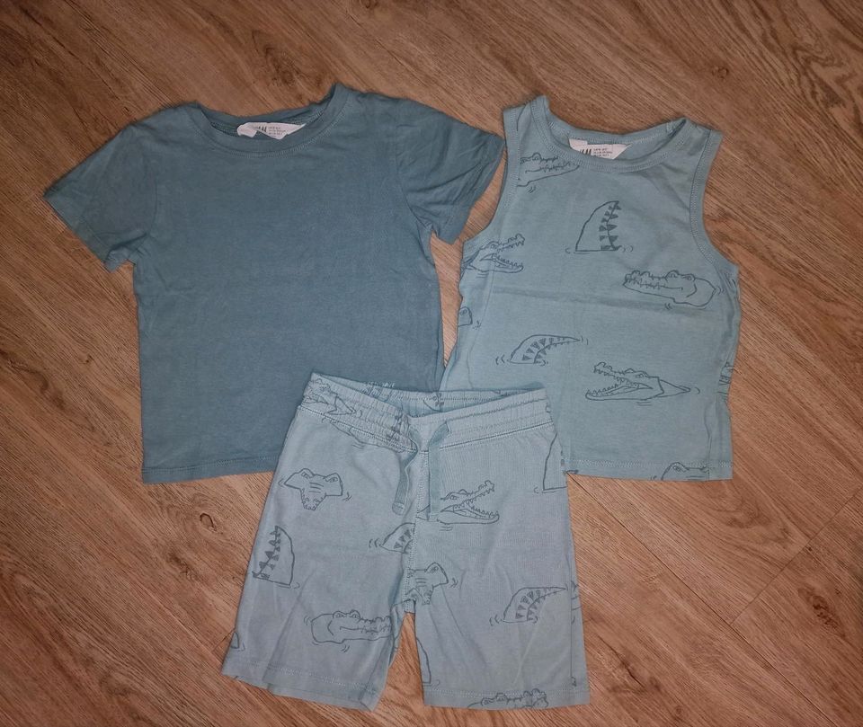 3 teiliges Sommer Set Größe 98 H&M T-Shirt  Shorts Achselshirt in Grenzach-Wyhlen