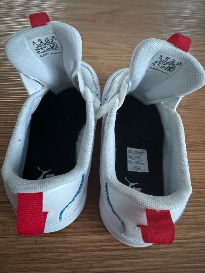 Puma Kinder Sneaker Gr. 34 in Bremen