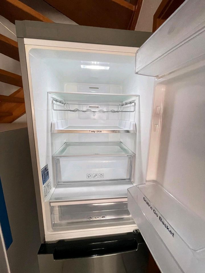 Kühlschrank mit Gefrierschrank von Samsung in Salzgitter