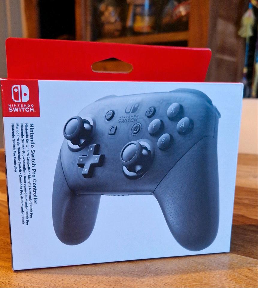 ⭐️ Neuwertig Nintendo Switch Pro-Controller Schwarz Kabellos in Syke
