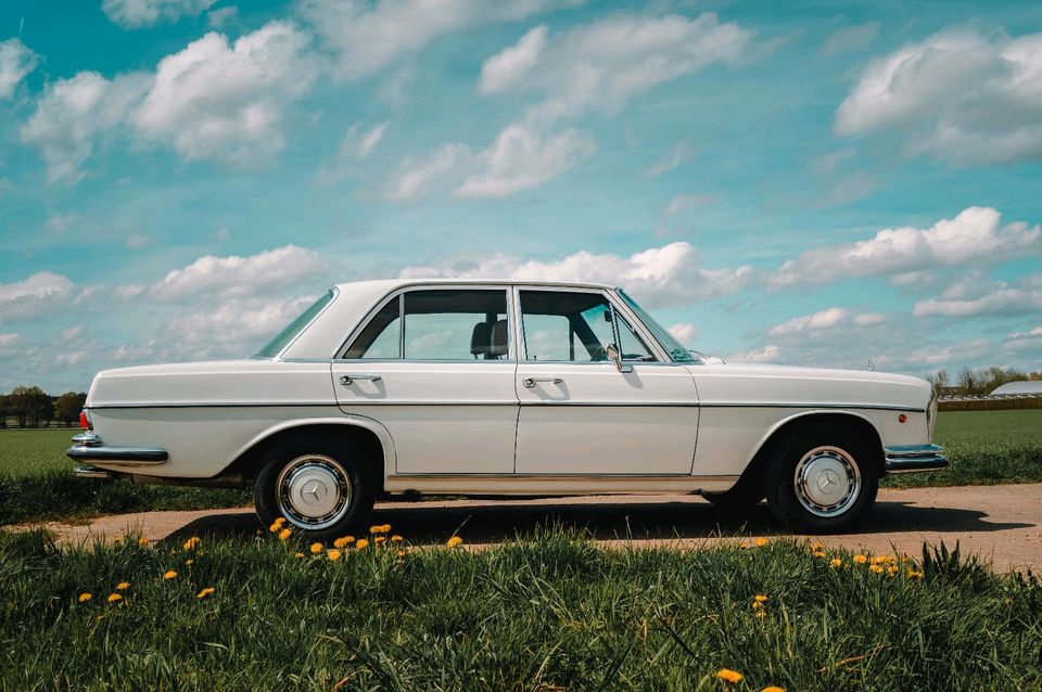 Mercedes Benz 280 SE Oldtimer & Hochzeitsauto mieten mit Klima in München