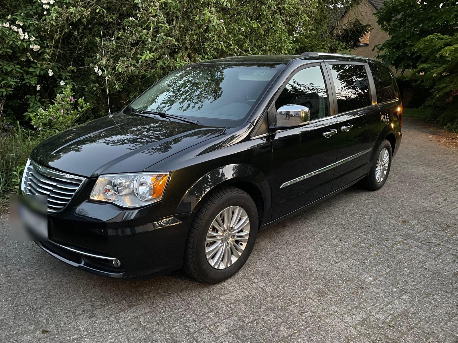 Abbildung des Autos Chrysler Town & Country …