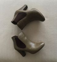 Chelsea Boots / Stiefeletten in dunkelbeige, Größe 38 Bayern - Schöllkrippen Vorschau