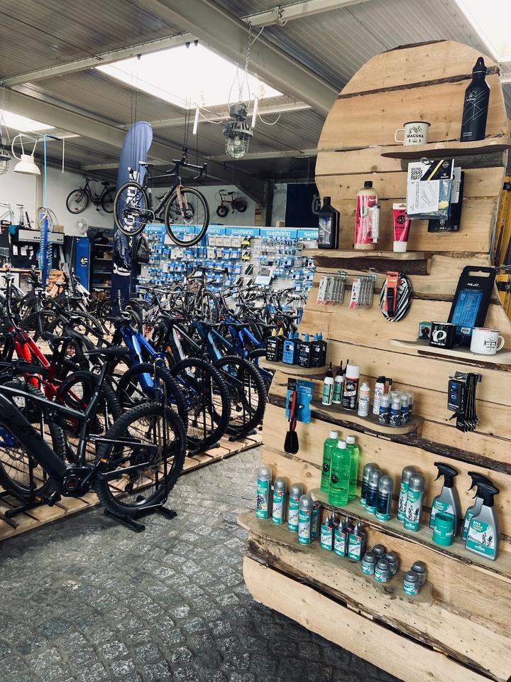 Raymon Tahona Pro - 2025 Bosch Gen. 5 - 800 Wh E-Bike Pedelec (S) in Hammelburg