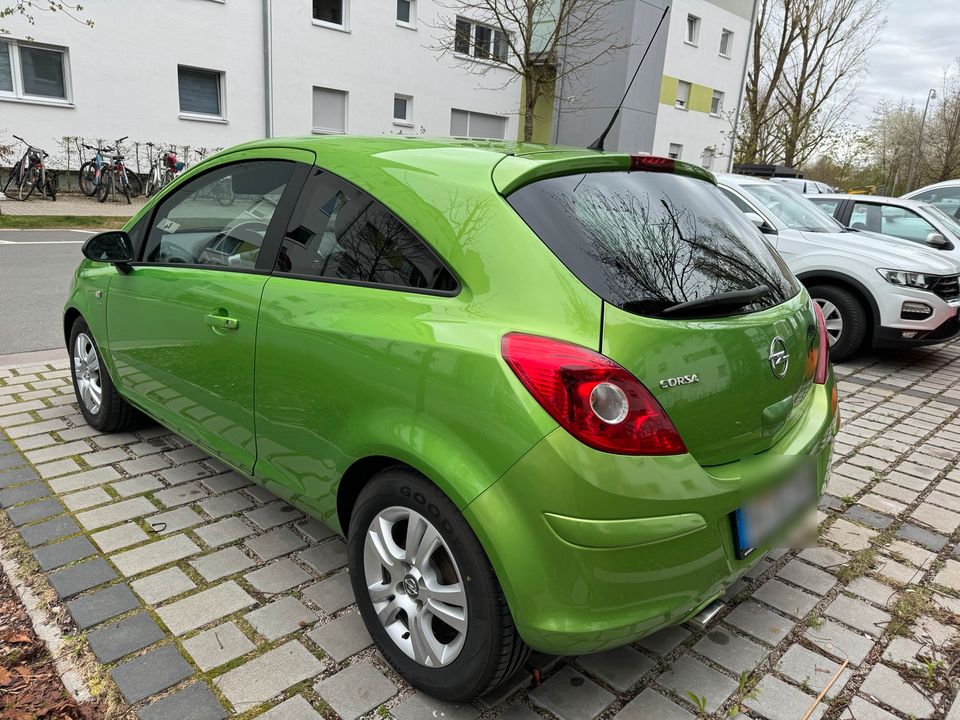 Opel Corsa Satellite 1.4 Liter 95.300 Km Scheckheft gepflegt in Erlangen