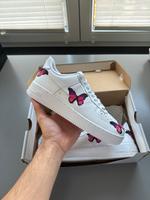 Nike Air Force 1 Gr. 42 Pink Butterflies Custom Sneaker NEU Nordrhein-Westfalen - Dülmen Vorschau
