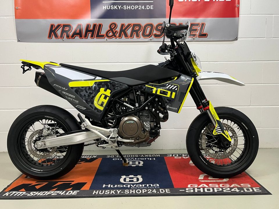 Neumotorrad Husqvarna 701 Supermoto 2024 mit Remus-Schalldämpfer in Sonnewalde