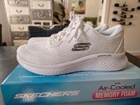 Skechers  Sneaker  Gr.39   weiß Nordrhein-Westfalen - Hilden Vorschau