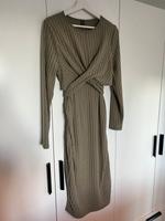 Schwangerschaftskleidung Gr. L (Kleid+Hosen) Nordfriesland - Husum Vorschau