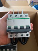 6x Schneider Electric DC-Lasttrennschalter 1000V DC Brandenburg - Dallgow Vorschau