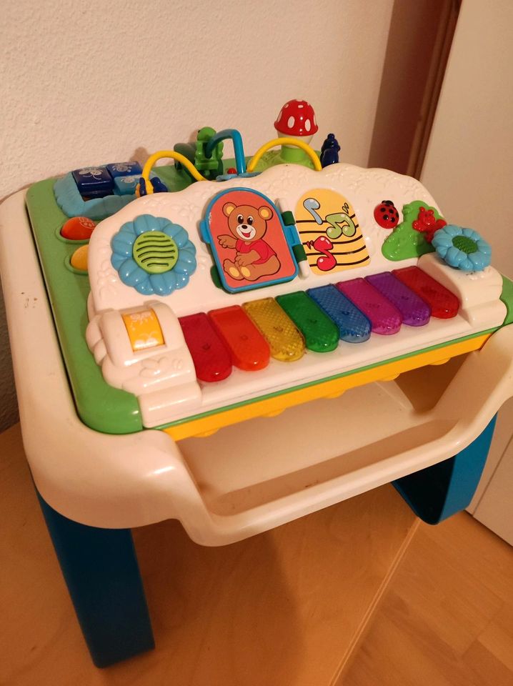 Chicco Motorik Tisch Spielzeug Ostern Baby Kleinkind Klavier in Eppelborn