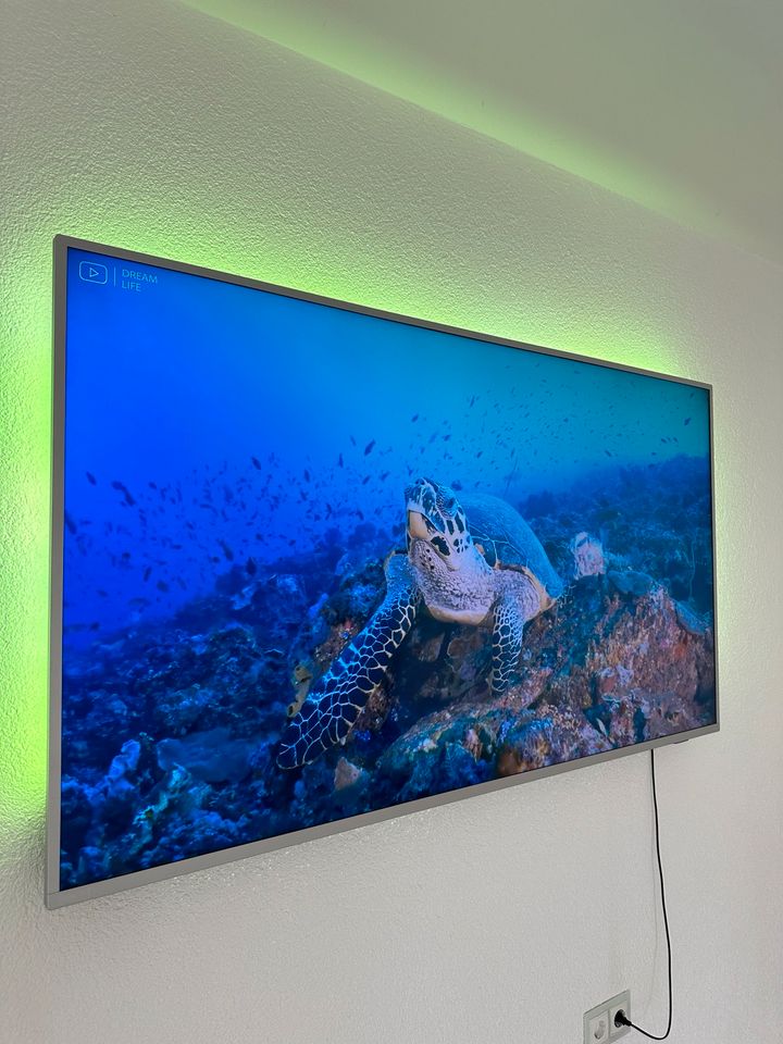 Philips 4K UHD Smart TV / Android TV mit Ambilight / 70 Zoll in Frankenthal (Pfalz)