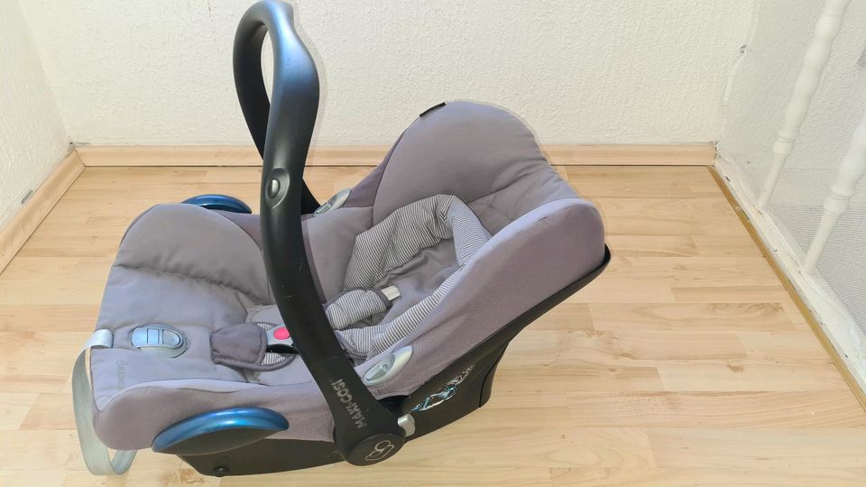 Kindersitz Maxi Cosi  Cabriofix in OVP in Königswinter