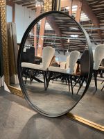 Spiegel Oval mit schwarzem Metall Rand Räumungsverkauf Essen - Essen-Kettwig Vorschau