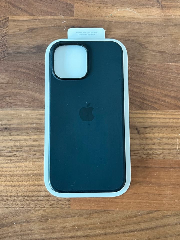 Apple Silikon Case mit MagSafe (für iPhone 13 Pro Max) in Frankfurt am Main